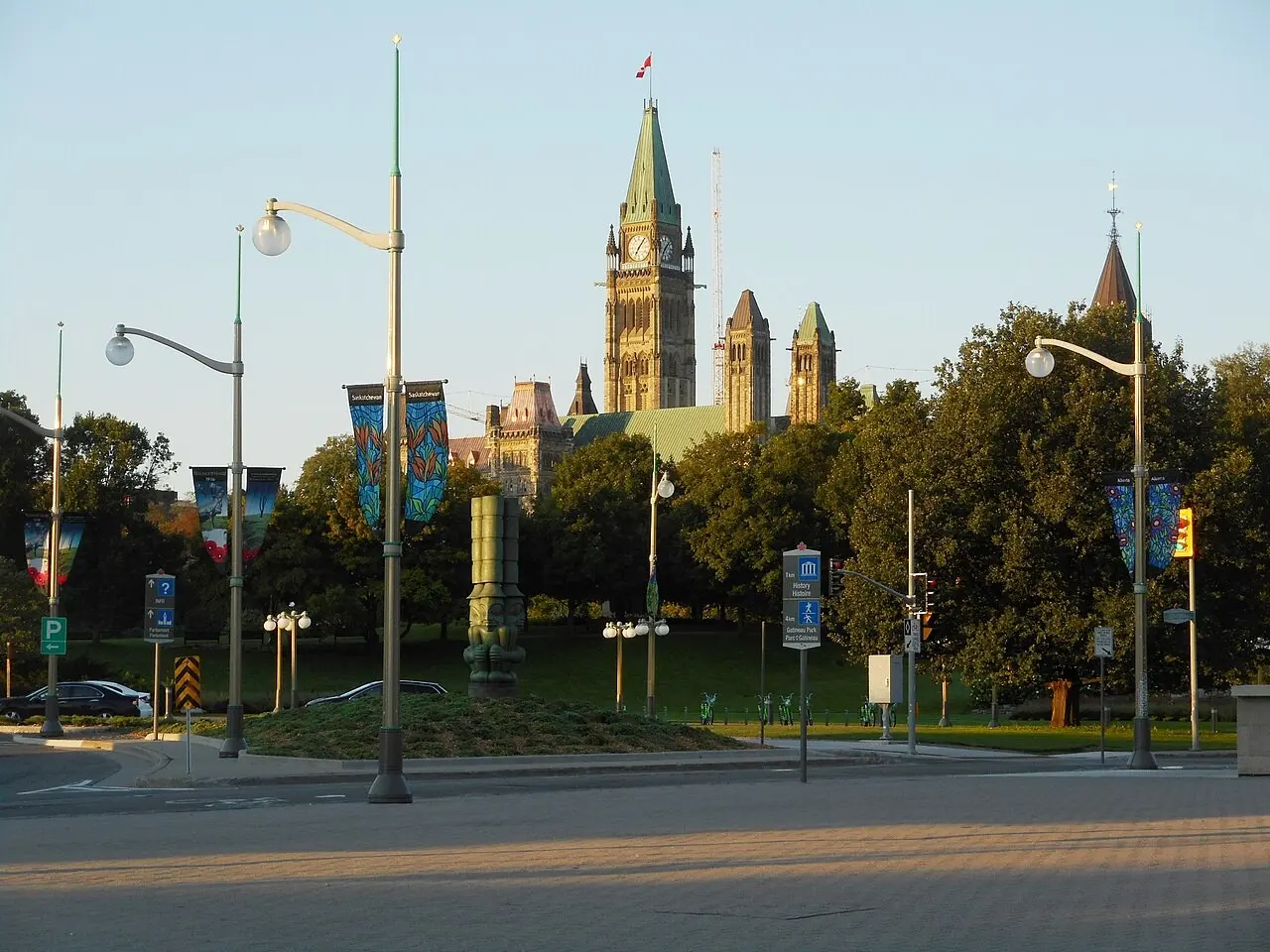 Centre Block of Parliament Hill from Wellington Street