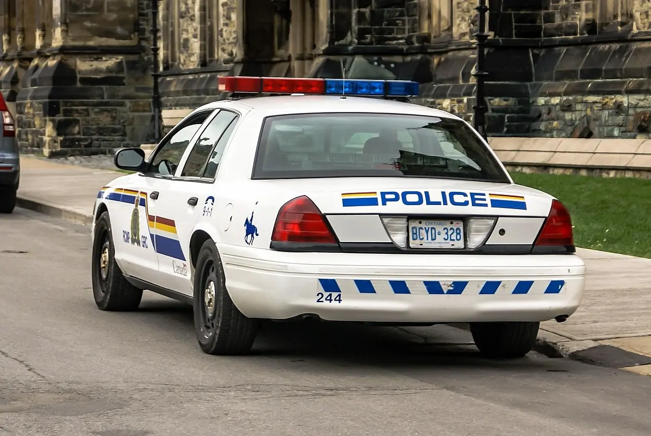 Rear of an RCMP cruiser with its light bar